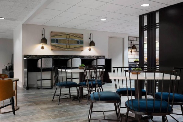 Des Moines Marriott Downtown image 21