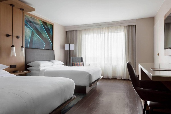 Des Moines Marriott Downtown image 6